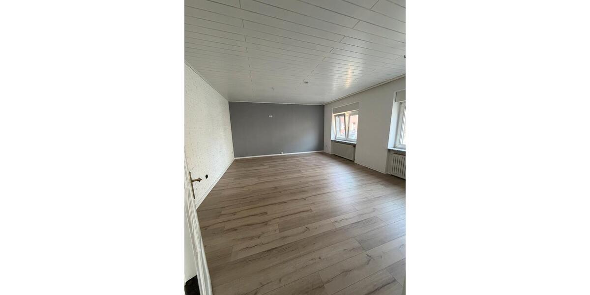 Erdgeschoßwohnung Würselen - 2 Zimmer, 80 m&sup2;, 1.080&euro; | Angebot:26165946