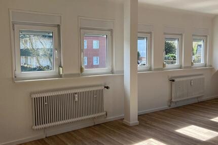 Wohnung Mönchengladbach Nord - 2 Zimmer, 94 m&sup2;, 1.090&euro; | Angebot:26273875
