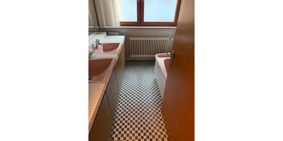 Etagenwohnung Neumarkt in der Oberpfalz Altenhof - 1 Zimmer, 14 m&sup2;, 450&euro; | Angebot:26122438