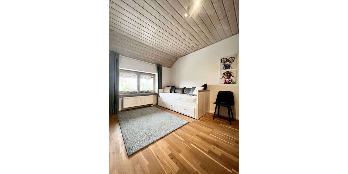 Etagenwohnung Altomünster Hohenzell - 6 Zimmer, 217 m&sup2;, 1.850&euro; | Angebot:25986552