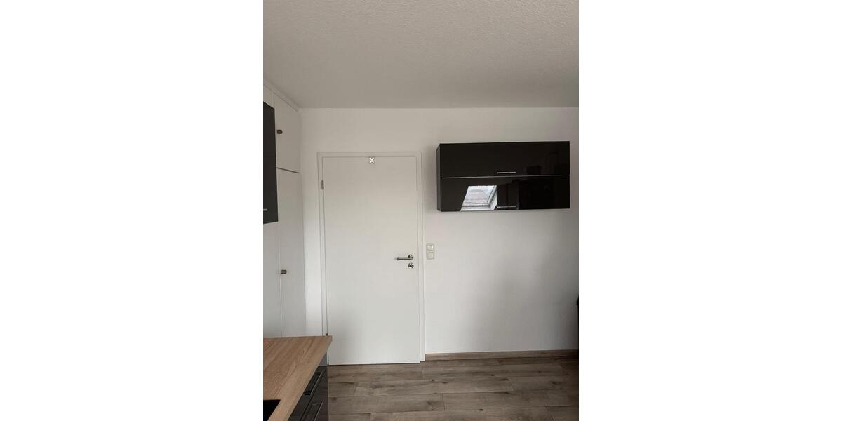 Dachgeschoßwohnung Weiterstadt - 4 Zimmer, 128 m&sup2;, 1.300&euro; | Angebot:25161520