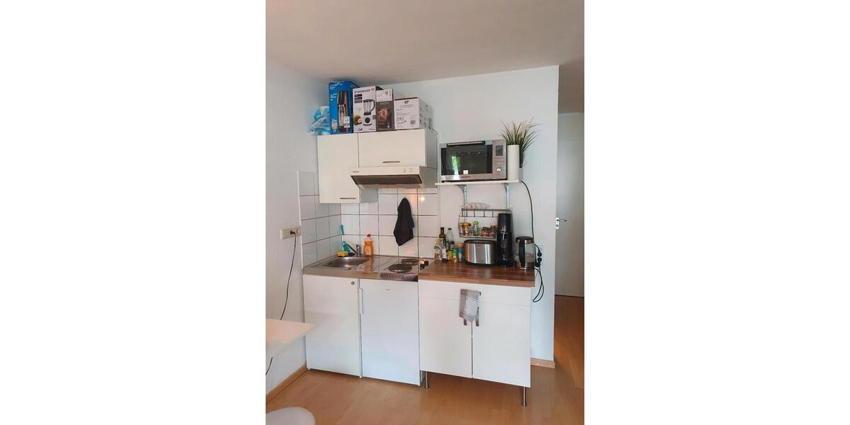 Hochparterre Köln Rodenkirchen - 1 Zimmer, 22 m&sup2;, 150&euro; | Angebot:26551125