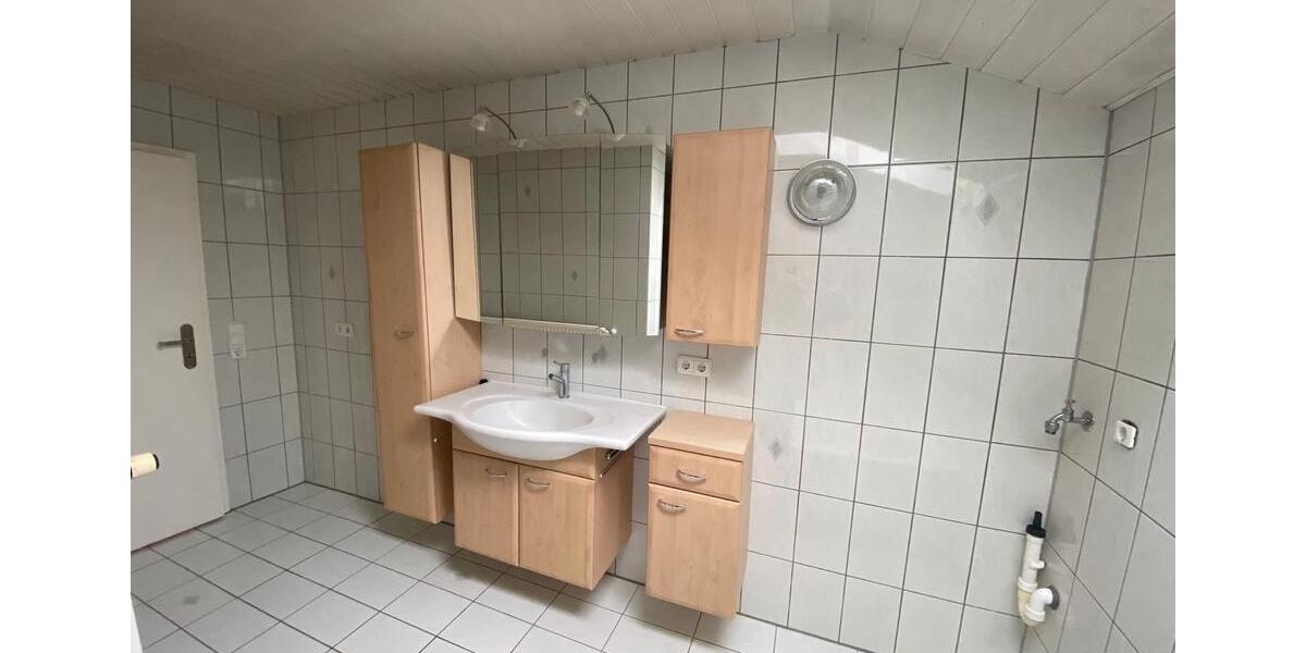 Etagenwohnung Metten - 3 Zimmer, 95 m&sup2;, 740&euro; | Angebot:25870715