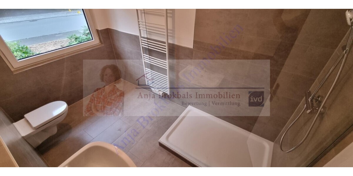 Gütersloh: Erdgeschoss mit Garten und Garage in einem 2 Familienhaus, stadtnahe Lage am Grüngürtel - 4.5 Gütersloh Isselhorst | Angebot:20476906