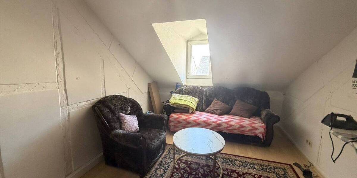 Etagenwohnung Bad Homburg vor der Höhe Bad Homburg - 5 Zimmer, 104 m&sup2;, 1.350&euro; | Angebot:26173660