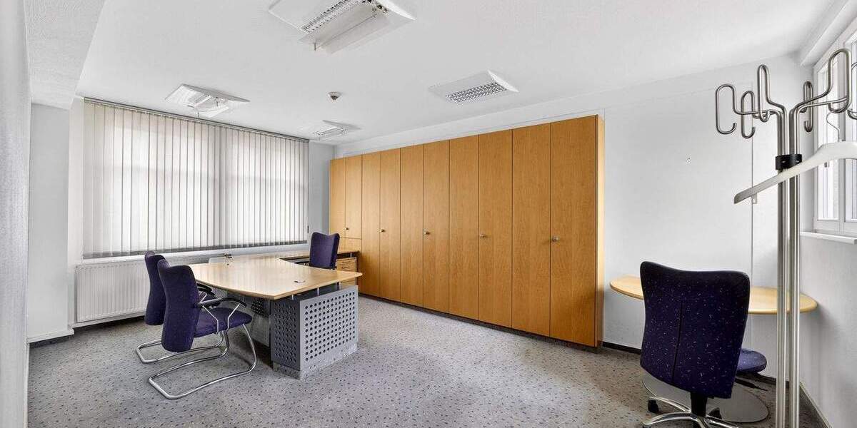 Gewerbeobjekt Merzig Hilbringen - 5 Zimmer, 161 m&sup2;, 1.750&euro; | Angebot:25863911