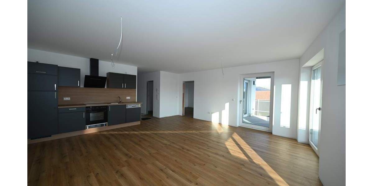 Etagenwohnung Seubersdorf - 4 Zimmer, 111 m&sup2;, 1.175&euro; | Angebot:25683134