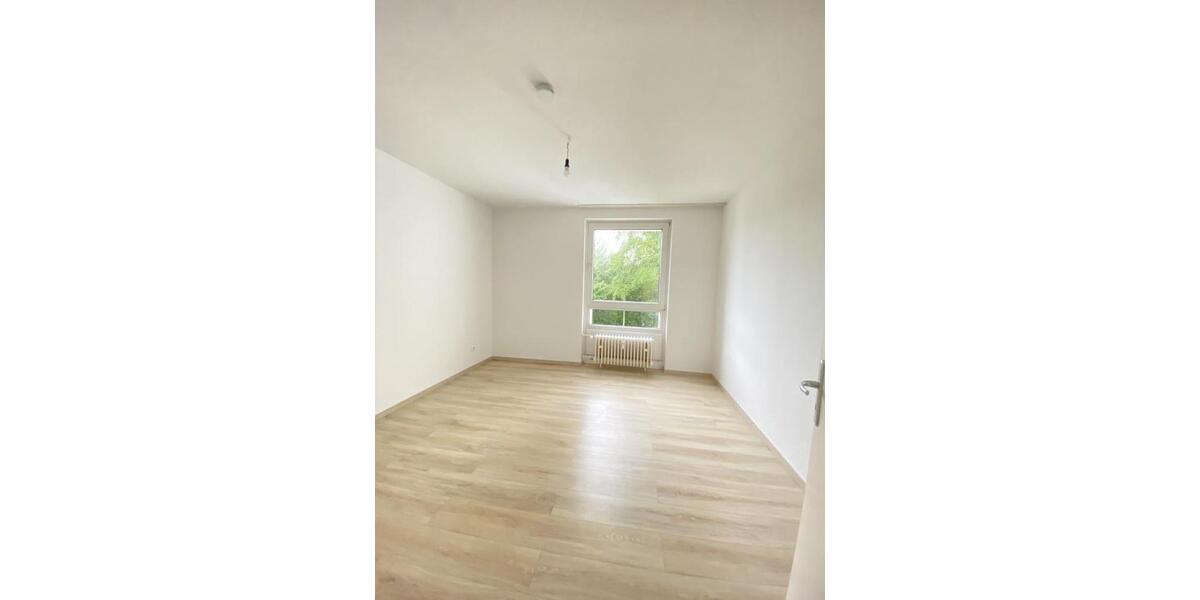 Etagenwohnung Solingen - 3 Zimmer, 69 m&sup2;, 719&euro; | Angebot:24522822