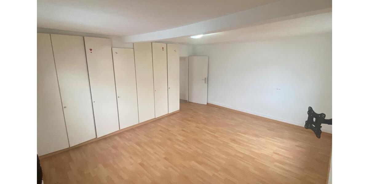 Dachgeschoßwohnung Neckarsulm - 1 Zimmer, 670&euro; | Angebot:23373277