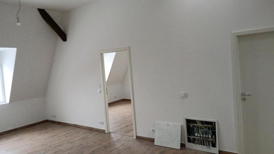 Dachgeschoßwohnung Forchheim - 5 Zimmer, 105 m&sup2;, 999&euro; | Angebot:24469610