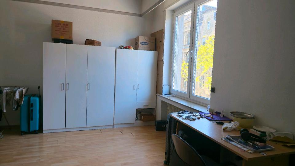 Wohnen auf Zeit Aachen Aachen-Mitte - 1 Zimmer, 100 m&sup2;, 350&euro; | Angebot:26329586