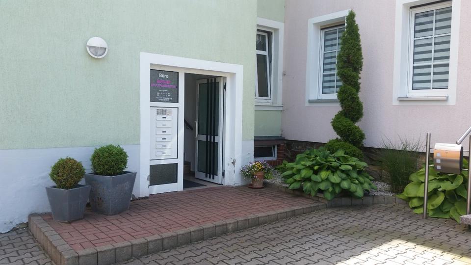 Dachgeschoßwohnung Limbach-Oberfrohna Oberfrohna - 3 Zimmer, 58 m&sup2;, 355&euro; | Angebot:26211122
