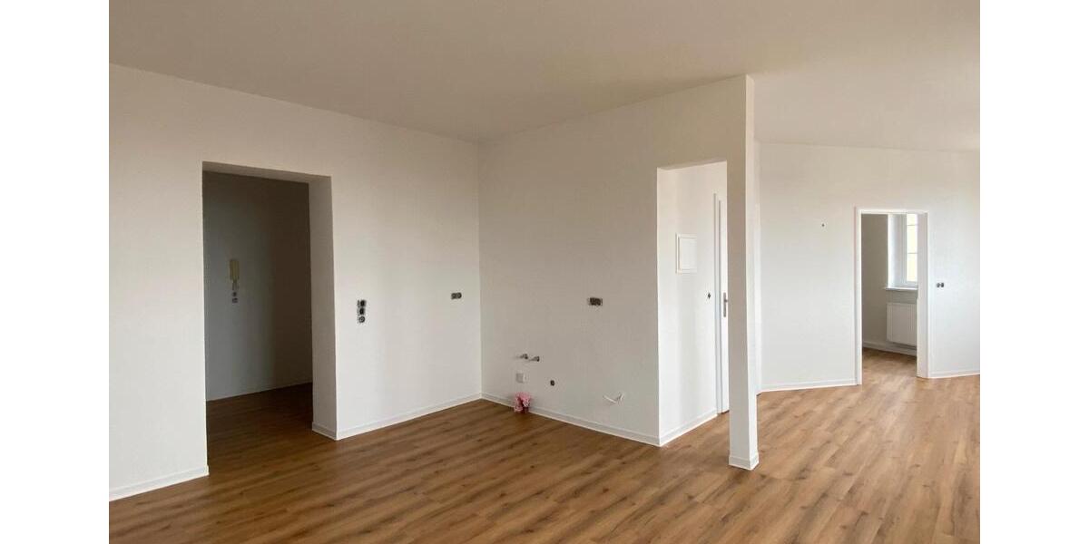 Etagenwohnung Gröditz - 2 Zimmer, 57 m&sup2;, 415&euro; | Angebot:26003195