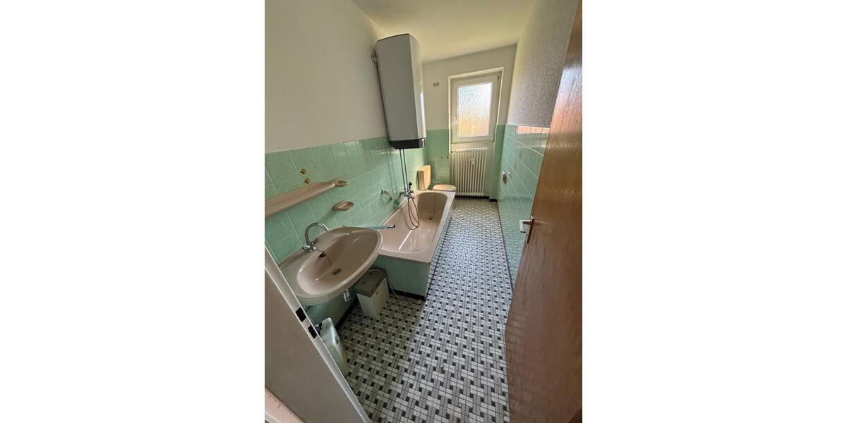 Dachgeschoßwohnung Südheide Unterlüß - 3 Zimmer, 78 m&sup2;, 486&euro; | Angebot:26399680