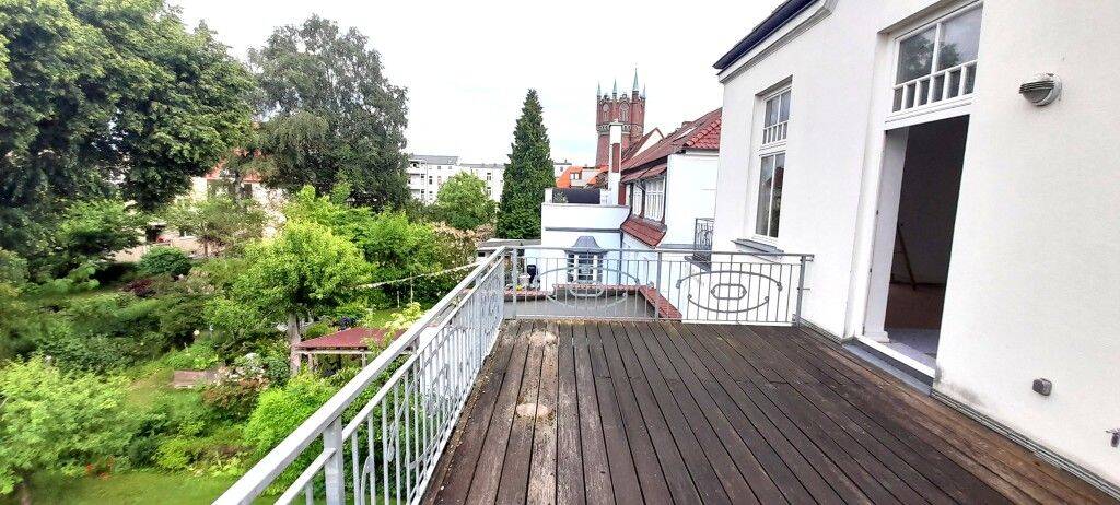 Etagenwohnung Rostock Stadtmitte - 3 Zimmer, 127 m&sup2;, 1.600&euro; | Angebot:26840859