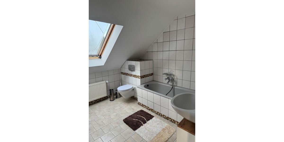 Dachgeschoßwohnung Fredersdorf-Vogelsdorf Vogelsdorf - 4 Zimmer, 77 m&sup2;, 1.300&euro; | Angebot:24813460