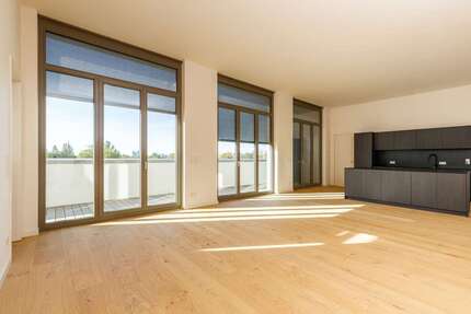 Wohnung zum Mieten in Berlin 2.990 € 114.3 m² 4 zimmer