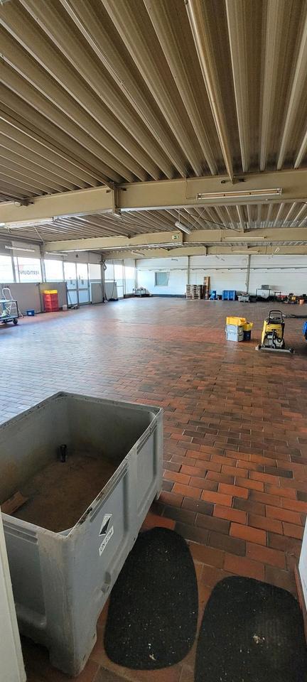 Produktionshalle Halle zu vermieten