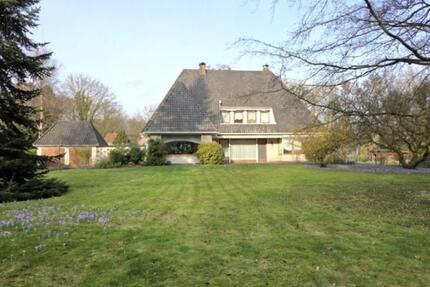 Haus Ganderkesee - 8 Zimmer, 257 m&sup2;, 1.500&euro; | Angebot:25307610