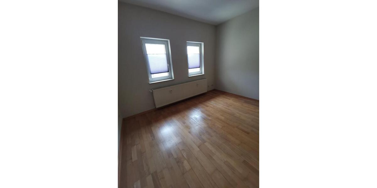 Etagenwohnung Sangerhausen - 2 Zimmer, 65 m&sup2;, 400&euro; | Angebot:26481151