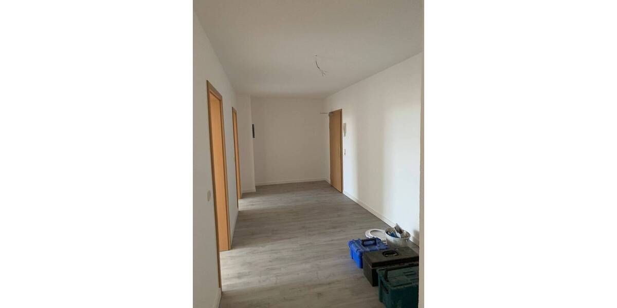 Etagenwohnung Grimma - 3 Zimmer, 86 m&sup2;, 650&euro; | Angebot:26585250
