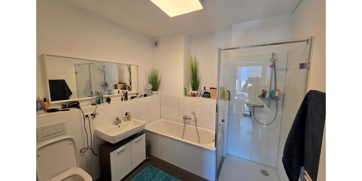 Etagenwohnung Kiel - 2 Zimmer, 71 m&sup2;, 1.190&euro; | Angebot:26480953