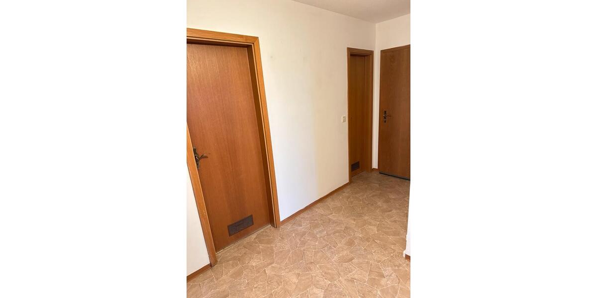 Etagenwohnung Pocking - 2 Zimmer, 64 m&sup2;, 800&euro; | Angebot:26226871