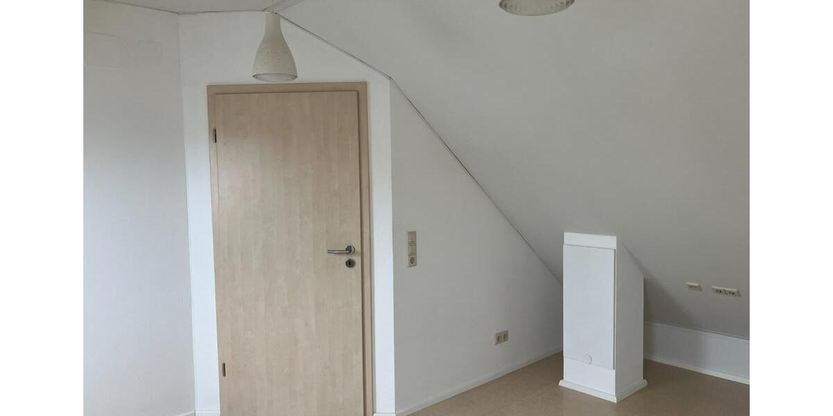 Dachgeschoßwohnung Nattheim - 2 Zimmer, 65 m&sup2;, 570&euro; | Angebot:24840637