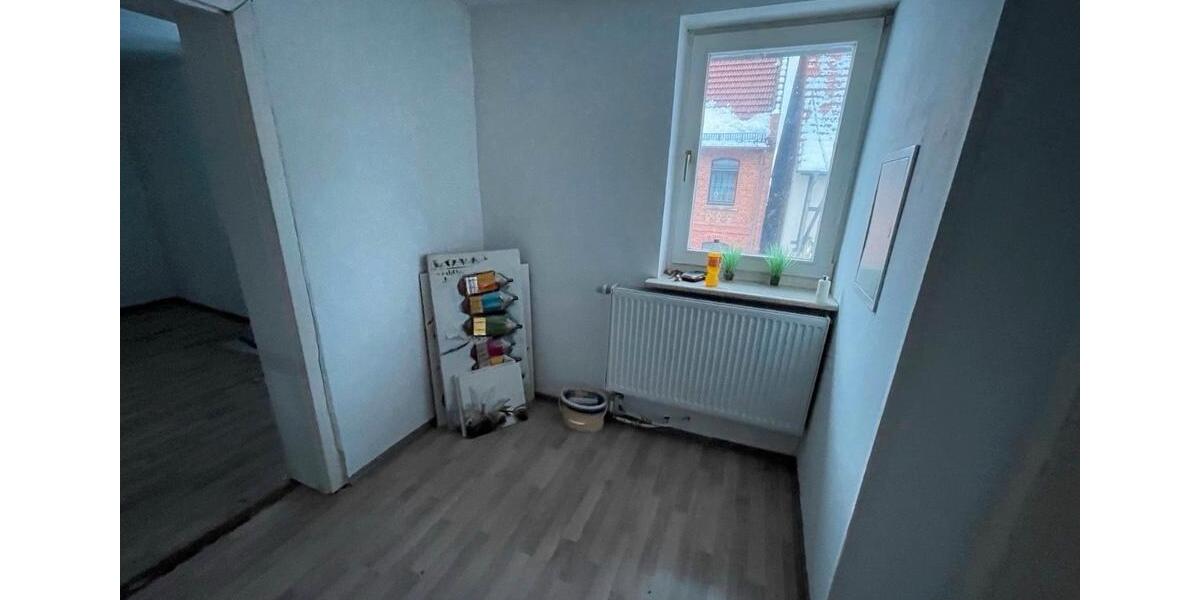 Etagenwohnung Breuna - 3 Zimmer, 73 m&sup2;, 700&euro; | Angebot:25533095