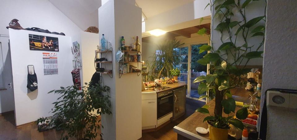 Dachgeschoßwohnung Annweiler am Trifels - 4 Zimmer, 94 m&sup2;, 950&euro; | Angebot:25767958