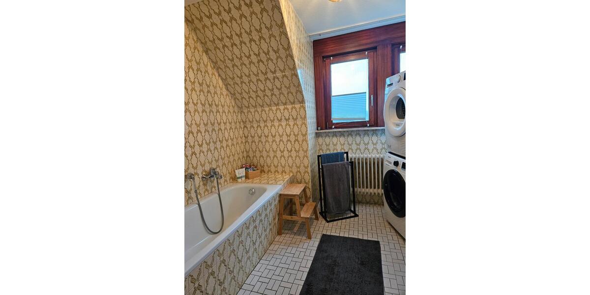 Dachgeschoßwohnung Löningen - 3 Zimmer, 90 m&sup2;, 495&euro; | Angebot:26146042