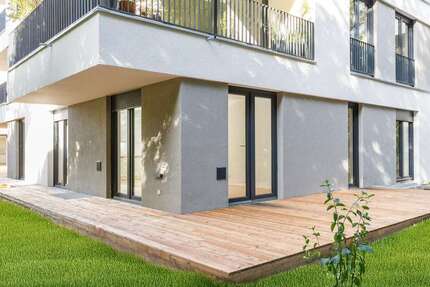 Wohnung zum Mieten in Berlin 1.999 € 87.01 m² 2.5 zimmer