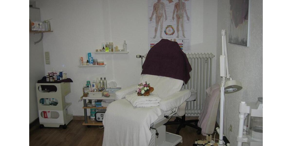 Schöne Geschäftsräume in Wolfartsweier zu vermieten 1.5 zimmer