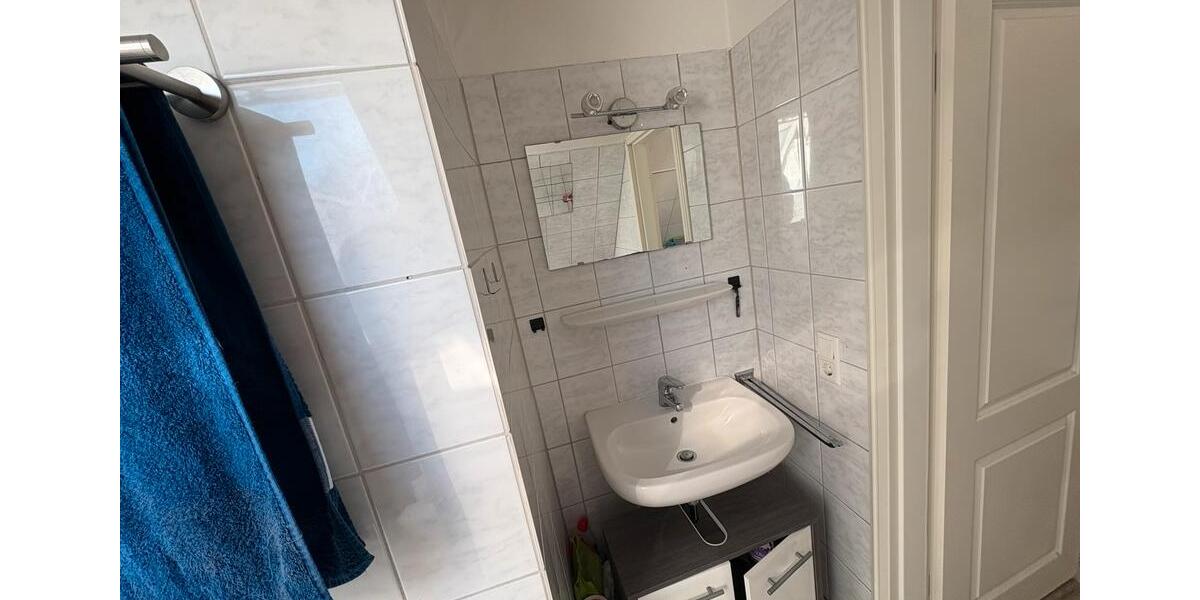 Dachgeschoßwohnung Herford - 2.5 Zimmer, 44 m&sup2;, 400&euro; | Angebot:25270795