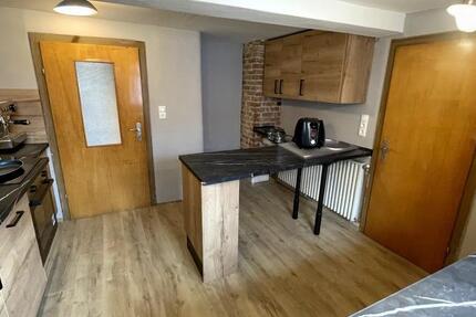 helle 5 Zimmerwohnung direkt in Calden 5 zimmer