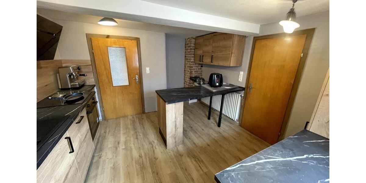 helle 5 Zimmerwohnung direkt in Calden 5 zimmer