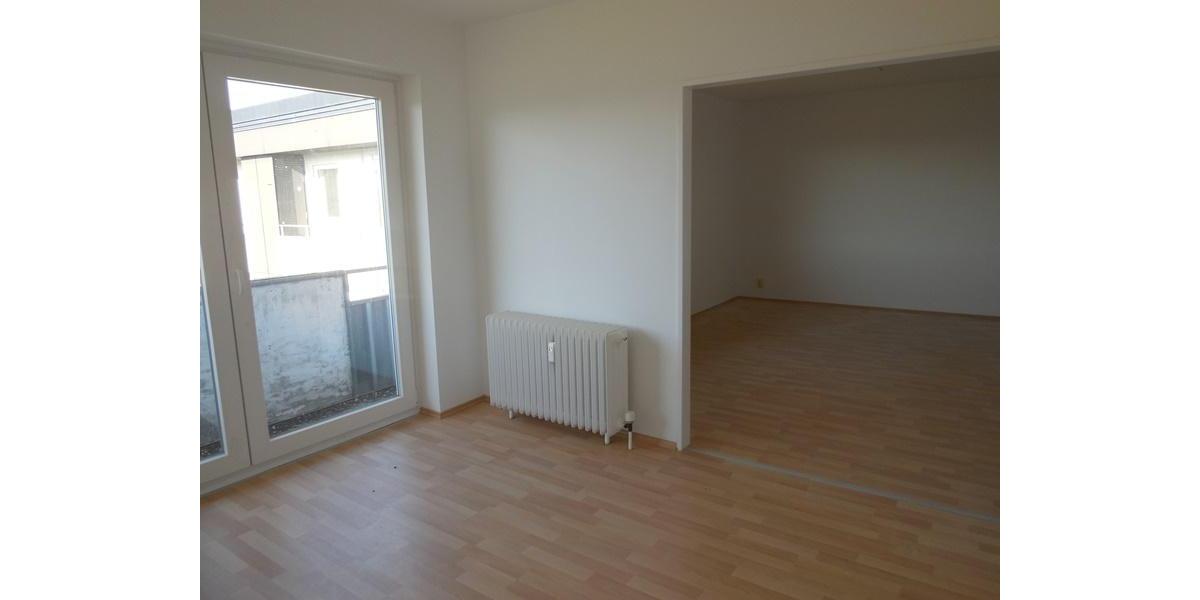 Maisonette-Wohnung ab sofort verfügbar 3 zimmer