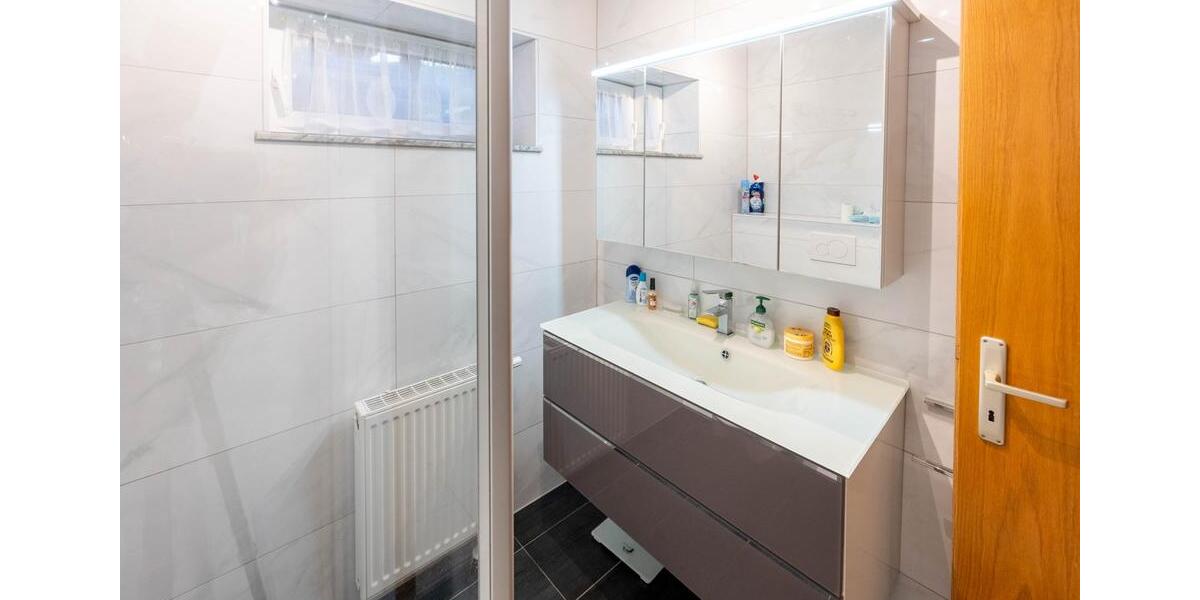 Große Zweizimmerwohnung mit tollem Ausblick im Arnstädter Süden 2 zimmer