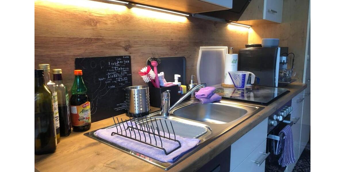 Etagenwohnung Leupoldsgrün - 3 Zimmer, 100 m&sup2;, 40&euro; | Angebot:24619150