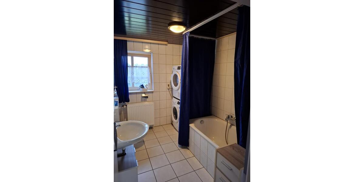 wg-platz für nur eine Person 65 Quadratmeter 3 zimmer