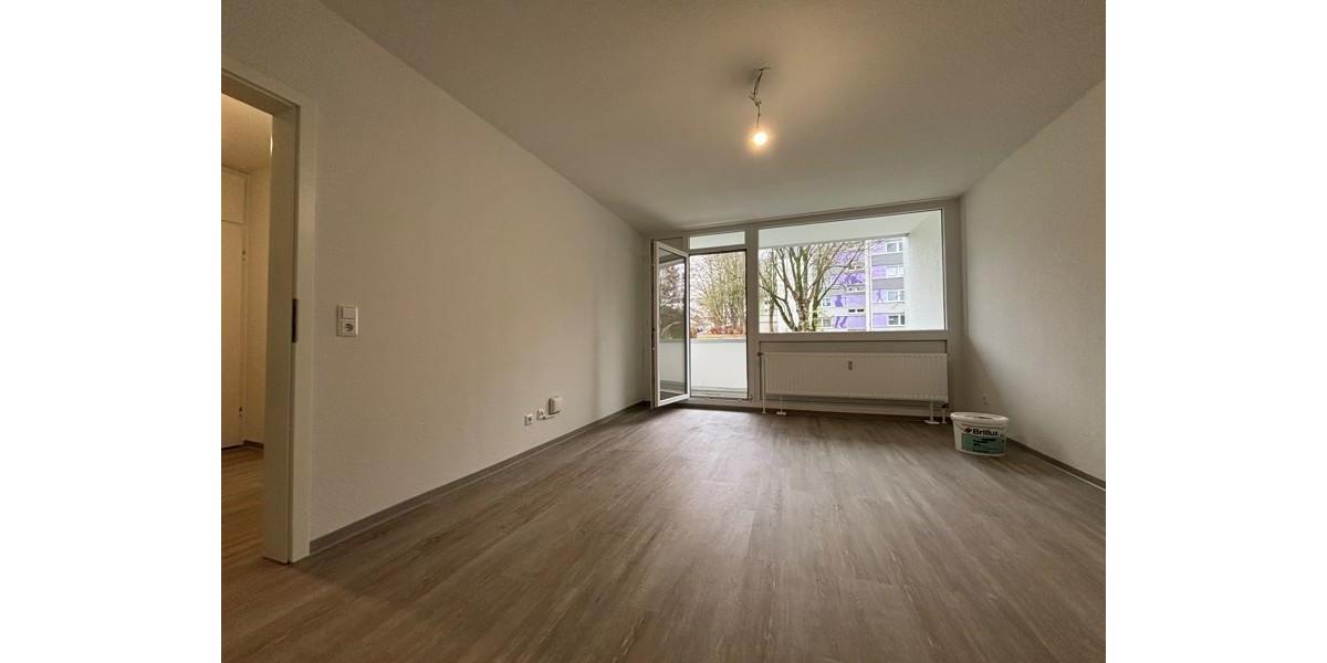 Großzügige 3-Zimmer Wohnung in ruhiger Wohngegend im Erdgeschoss 3.5 zimmer