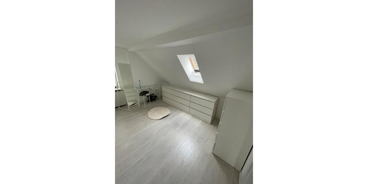 Etagenwohnung Nieheim - 4 Zimmer, 116 m&sup2;, 720&euro; | Angebot:26253466