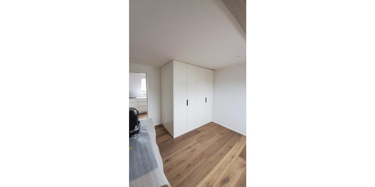 Dachgeschoßwohnung Mönchsroth - 3 Zimmer, 78 m&sup2;, 700&euro; | Angebot:26566516