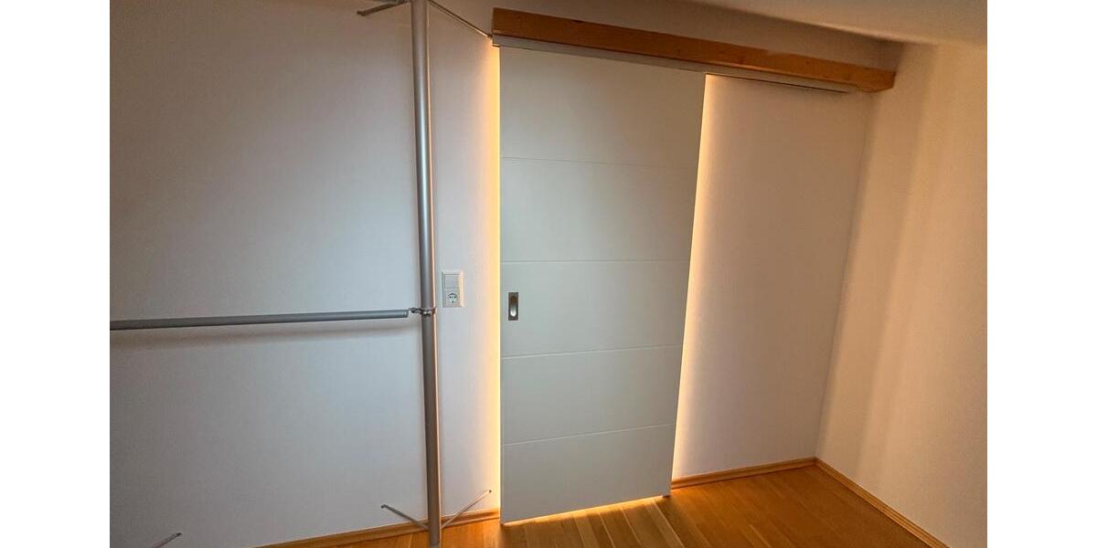 Dachgeschoßwohnung Gundelfingen an der Donau - 3 Zimmer, 100 m&sup2;, 1.150&euro; | Angebot:24414115