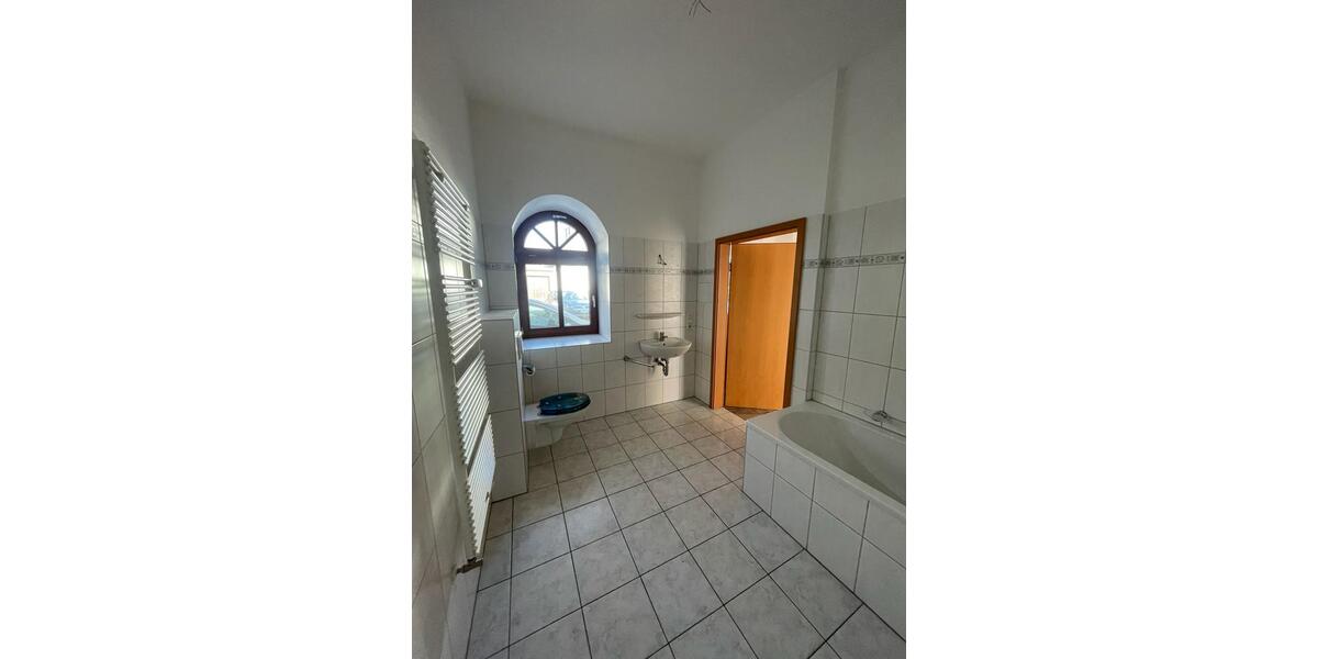 Erdgeschoßwohnung Zschopau - 2 Zimmer, 71 m&sup2;, 599&euro; | Angebot:25270640