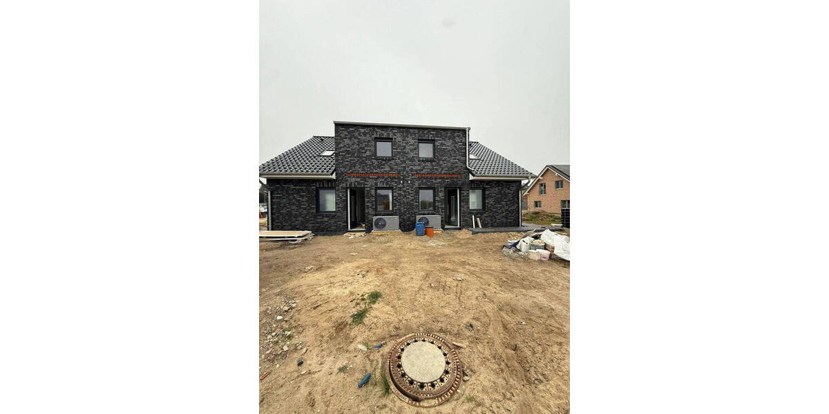 Doppelhaushälfte Burgdorf/Ehlershausen Ramlingen-Ehlershausen - 5 Zimmer, 120 m&sup2;, 1.600&euro; | Angebot:26156017