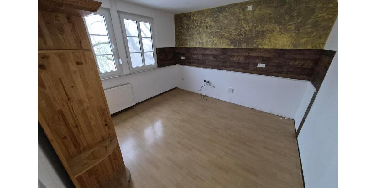 Dachgeschoßwohnung Lemgo - 2 Zimmer, 78 m&sup2;, 560&euro; | Angebot:24839122