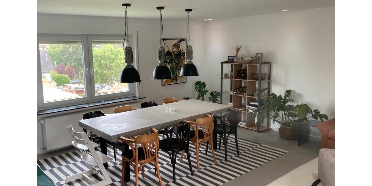 Wohnen auf Zeit Olpe - 7 Zimmer, 156 m&sup2;, 80&euro; | Angebot:26088542