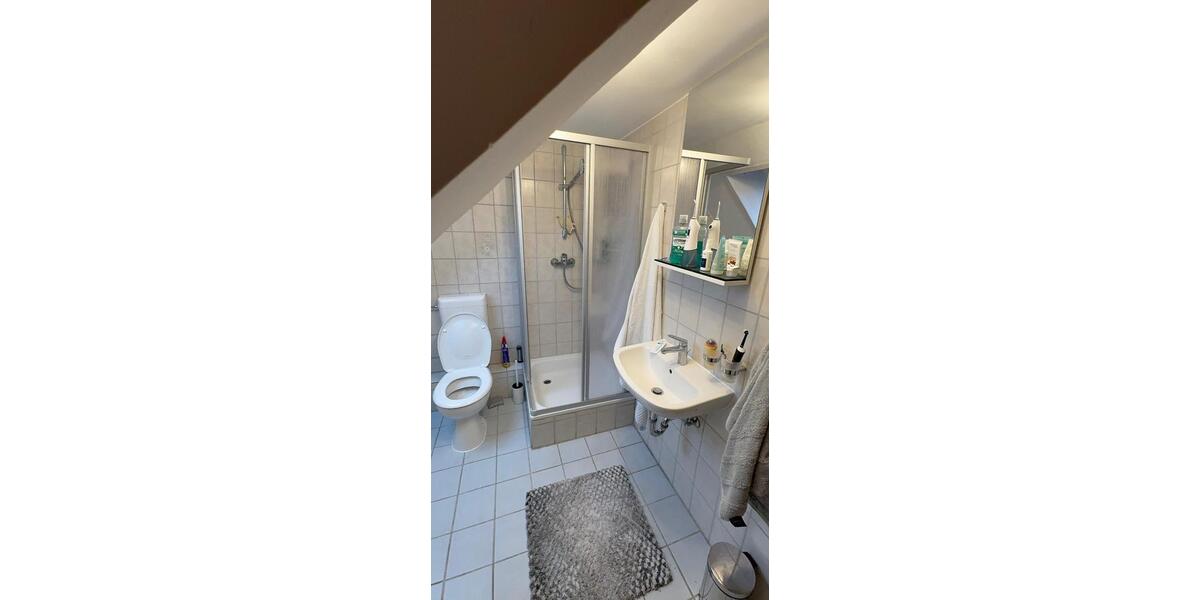 Dachgeschoßwohnung Pfarrkirchen - 1 Zimmer, 33 m&sup2;, 440&euro; | Angebot:24704550