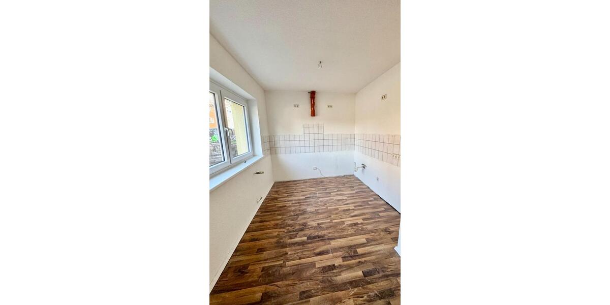 Erdgeschoßwohnung Gelsenkirchen Erle - 4 Zimmer, 98 m&sup2;, 750&euro; | Angebot:24847203
